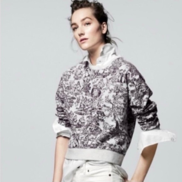 J. CREW Cropped Sweatshirt in French Toile Print - Picture 1 of 6
